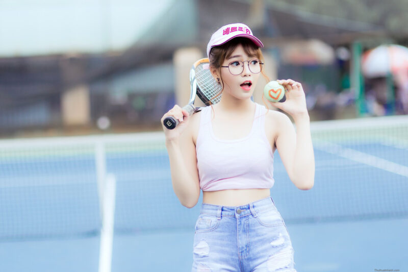 Hình nền girl xinh đeo kính